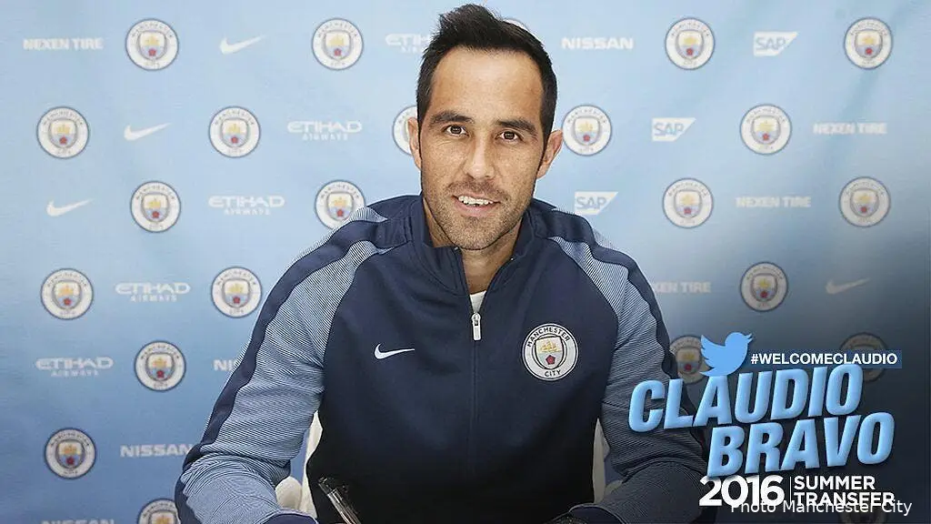 officiel bravo rejoint manchester city bravo 1152770