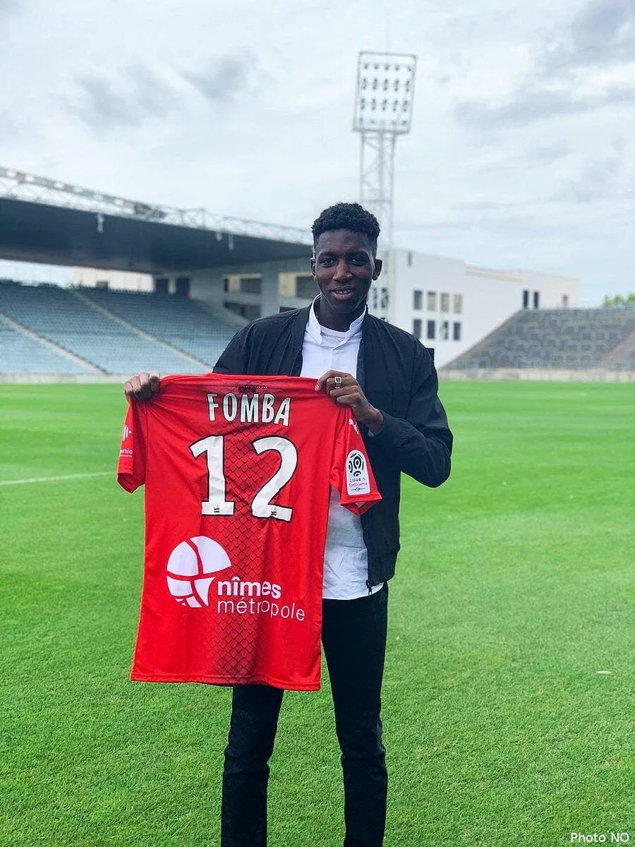 officiel nimes se renforce au milieu avec lamine fomba fomba262057