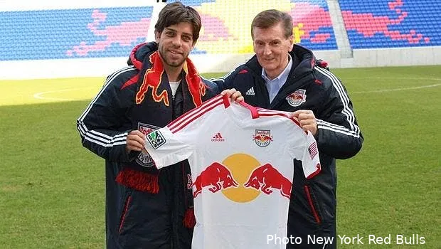 juninho rejoint thierry henry a new york juninho 620 12121745731