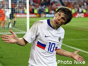 arshavin a la tete au real 7124