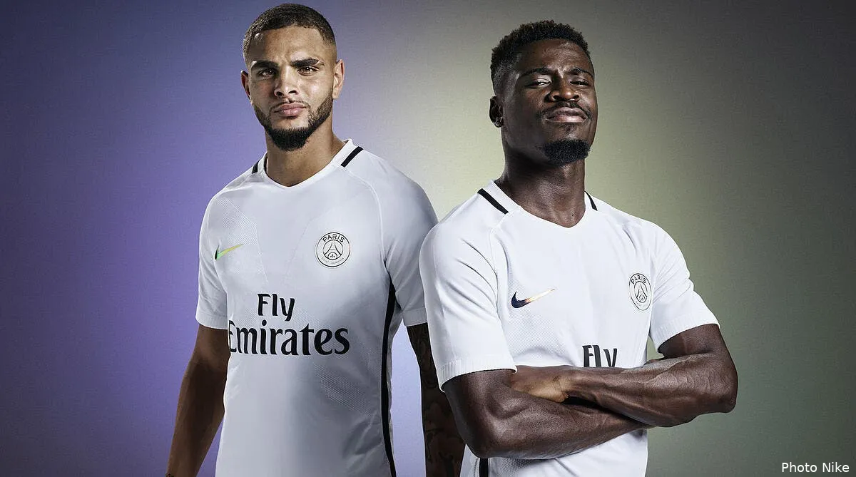 psg le troisieme maillot en blanc integral est sorti maillot psg155038