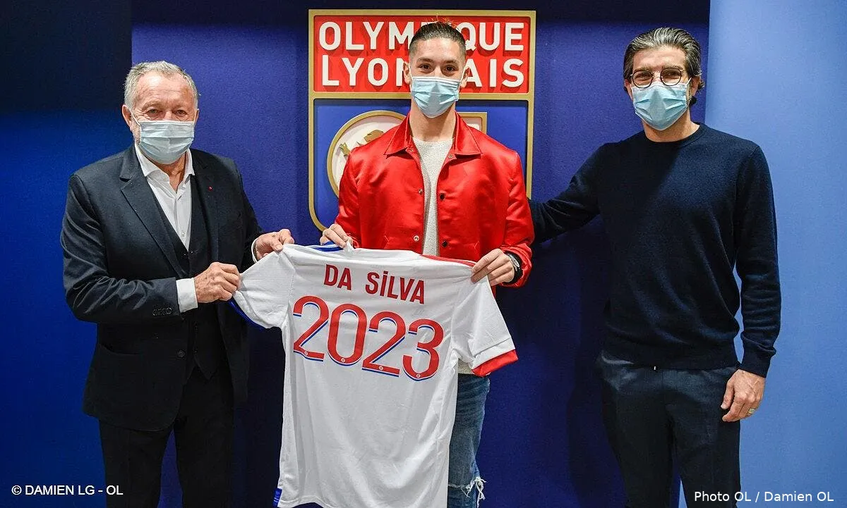 ol da silva signe jusqu en 2023 signature da silva 1 300689