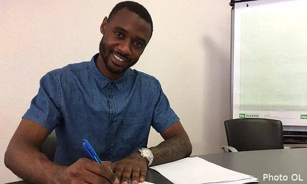 officiel nkoulou pour 4 ans a l ol 71139147496