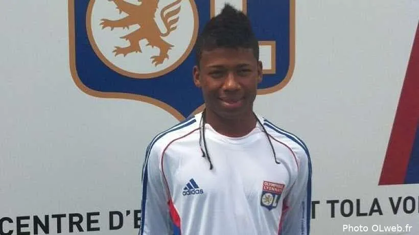 l ol pret a bondir avec 3me sur le fameux fernando amorim le transfert de fernando a l ol mis entre parentheses 7797659513