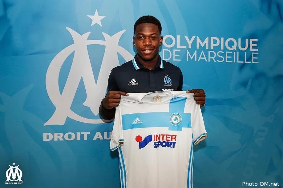 officiel aaron leya iseka prete a l olympique de marseille coddb7pwcaeg6kx149722