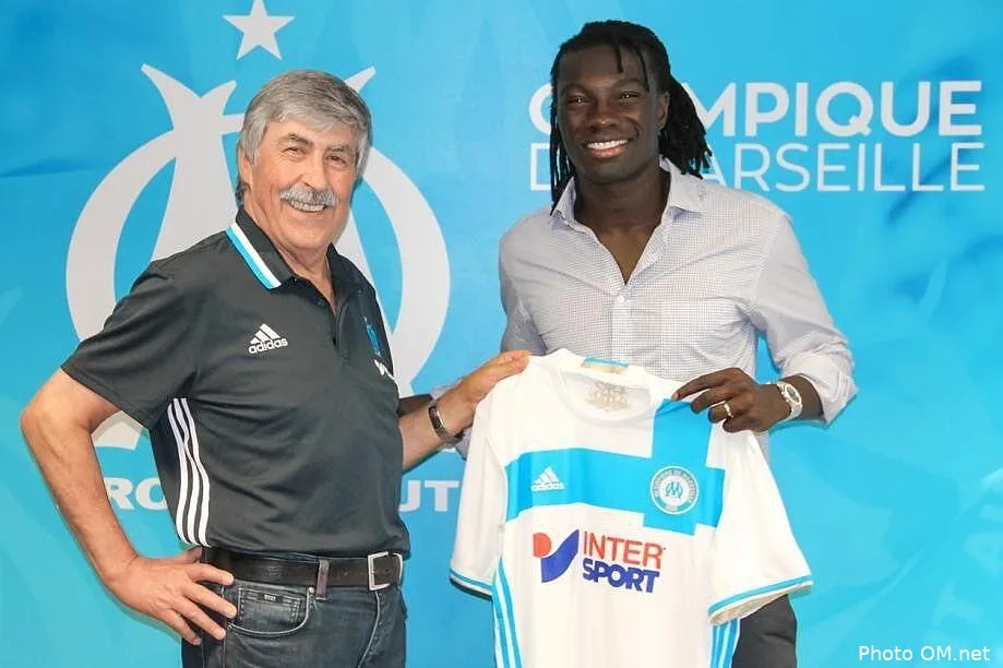 officiel bafe gomis signe a l om pour un an cohxxrcvuaixc3x150272
