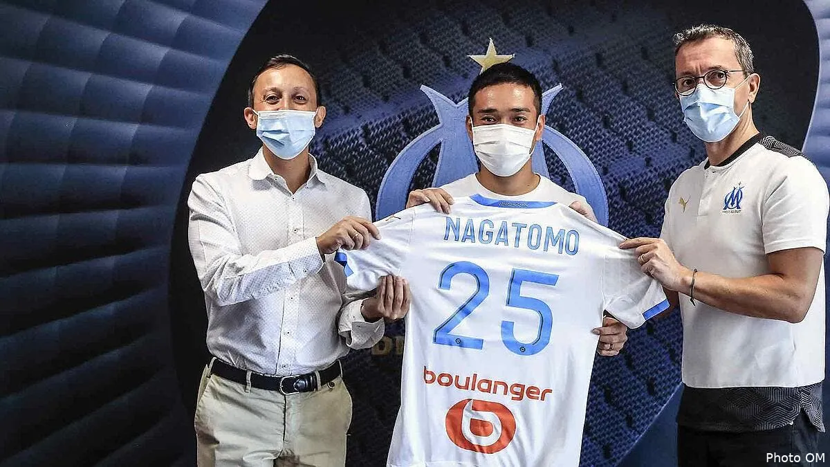 om nagatomo a marseille c est officiel 200831 nagatomo maillot293005