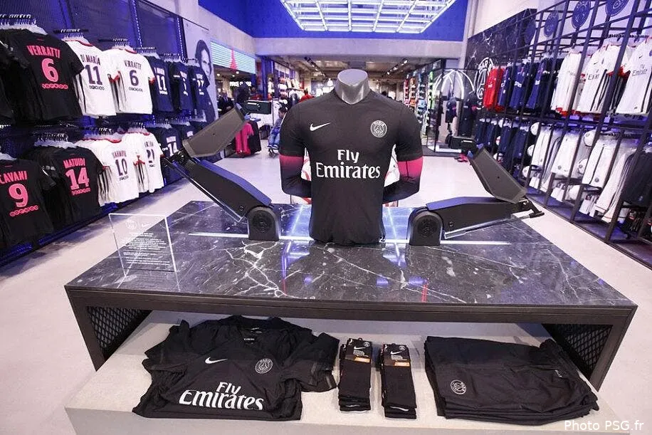 le psg jouera en dark light contre malmo psgdark120819