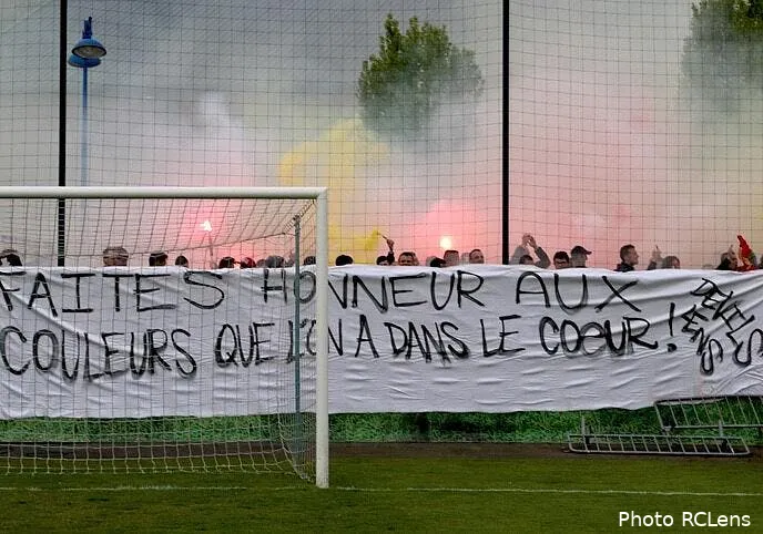 chaude ambiance avant le derby a lens lens110263