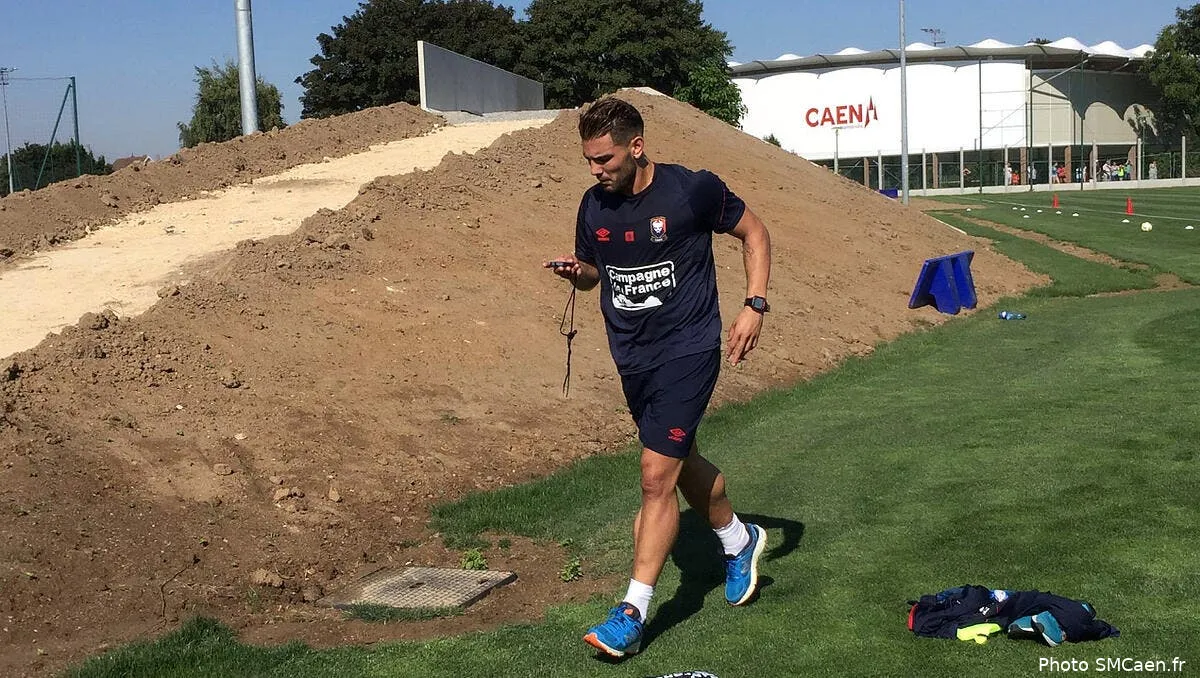 caen andy delort a repris l entrainement andy delort151890