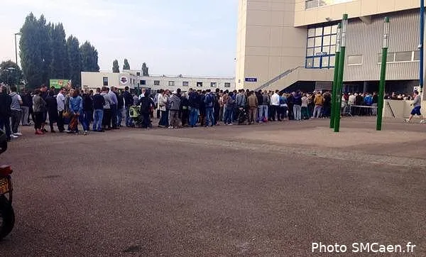 caen psg ca se bouscule deja pour avoir un ticket bxjozdoiaaa2yq692133