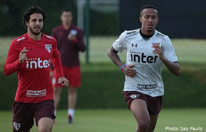 psg paris tente un hold up pour une pepite bresilienne militao221211