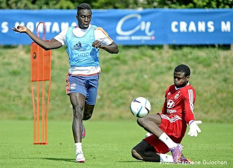 refroidi par fournier un jeune de l ol prend la fuite mour paye117507