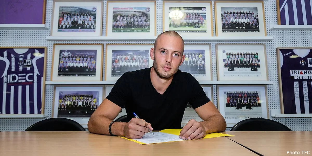 mercato dupe quitte nantes et signe au tfc illustr signature dupe288031
