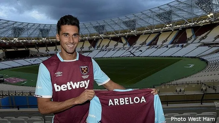 officiel arbeloa quitte le real pour rejoindre west ham arbeloa shirt 726153676