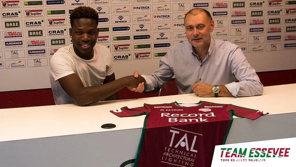 officiel apres l om leya iseka rebondit en belgique leya iseka 2183927