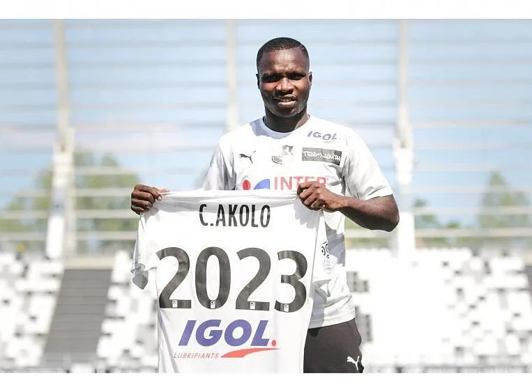 officiel amiens s offre un international congolais de bundesliga akolo260047