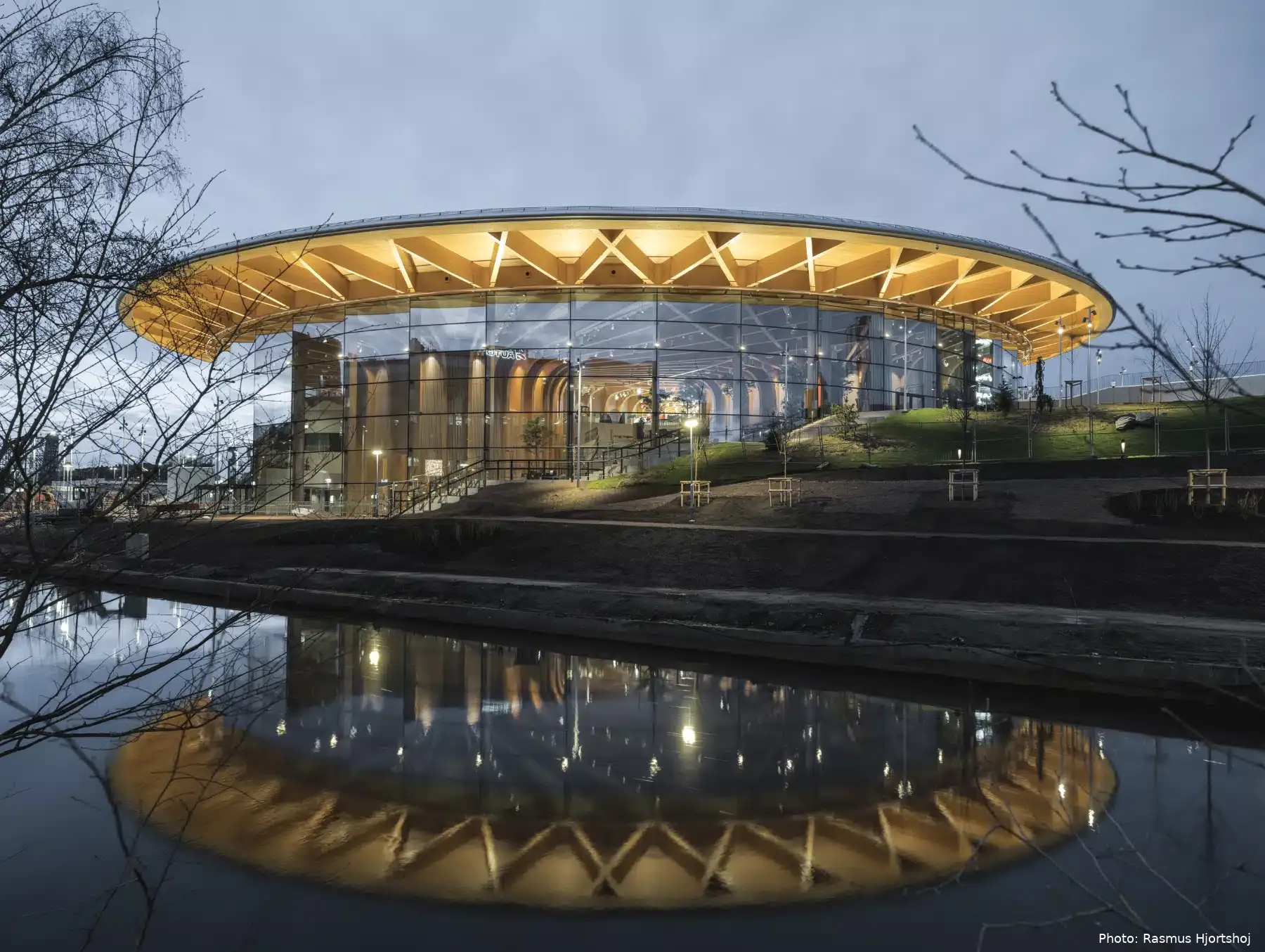 world of volvo from outside photo rasmus hjortshoj