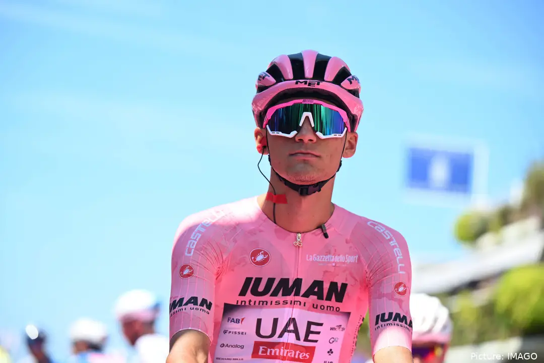 Isaac del Toro perdió el Giro de Italia 2025 en la penúltima etapa