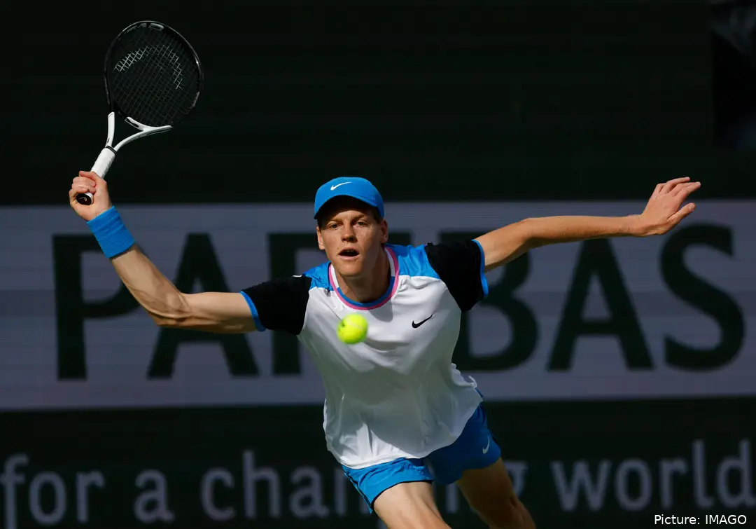 Jannik Sinner, una gran duda para jugar Roland Garros.