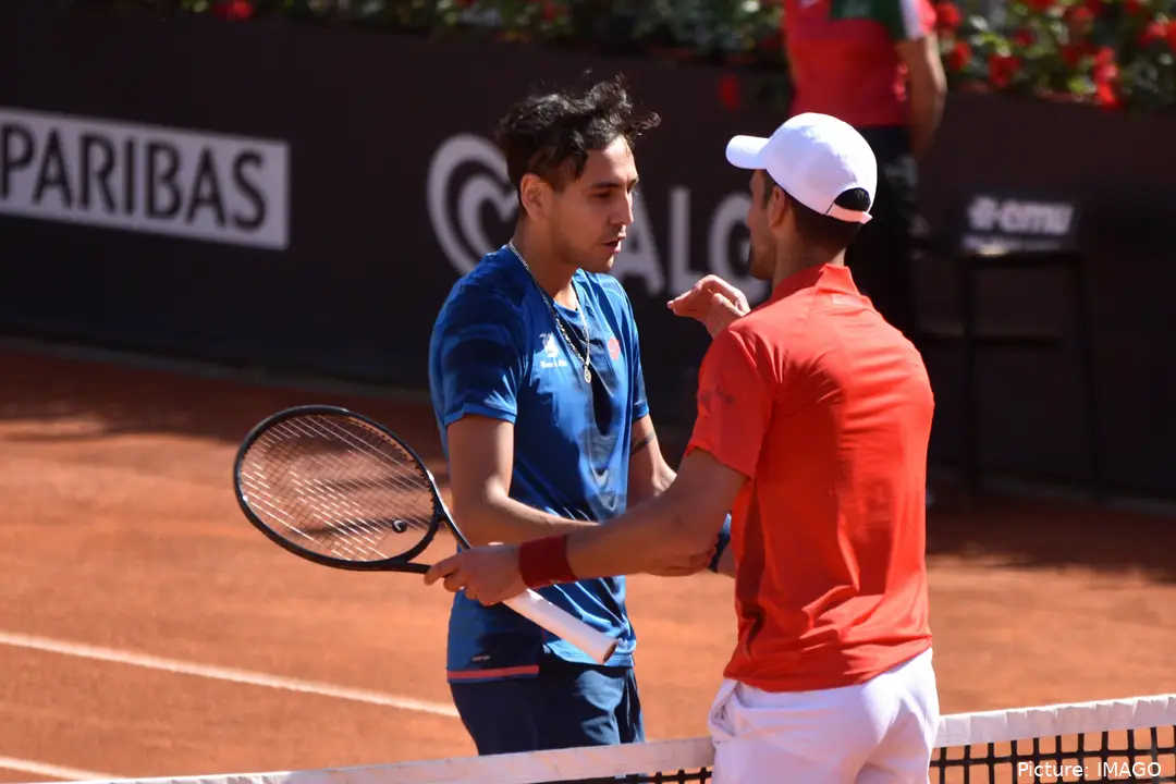 Tabilo venció a Djokovic por segunda vez en tierra batida. Un año antes le sorprendió en la tercera ronda del Abierto de Italia.