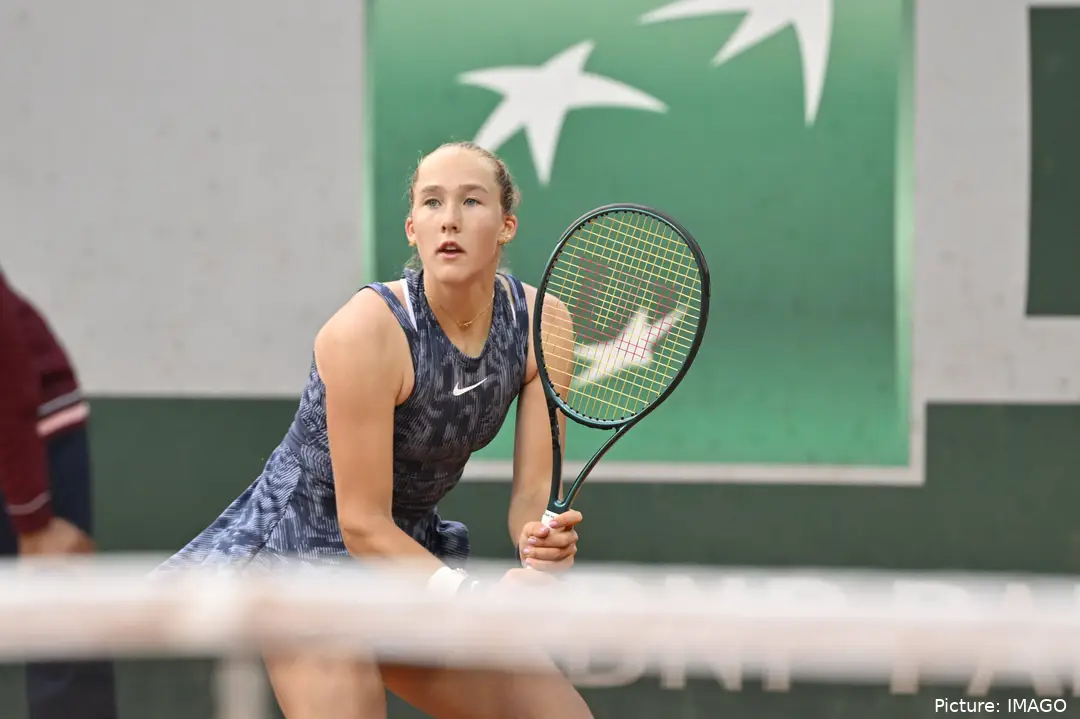 Mirra Andreeva en el Abierto de Francia de 2024.