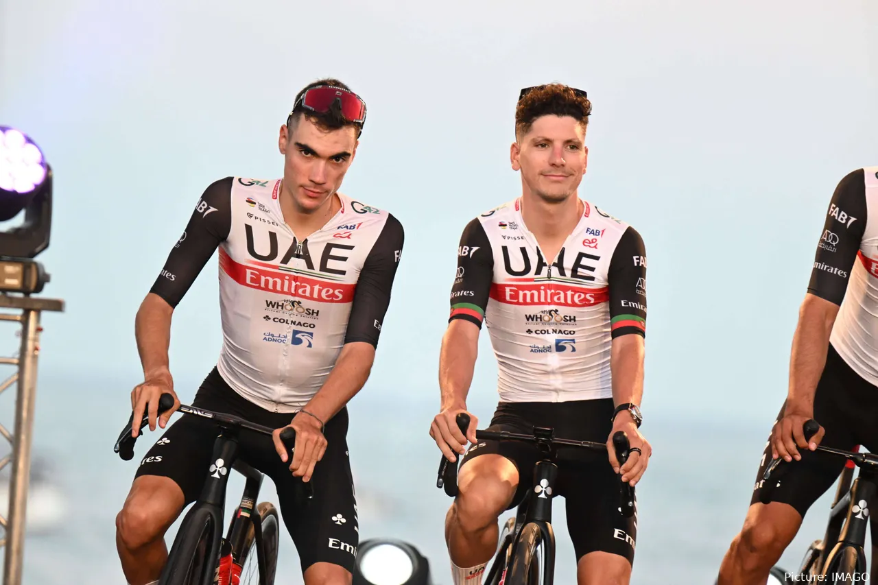 Juan Ayuso y Joao Almeida liderarán al UAE Team Emirates XRG en la Vuelta a España 2025