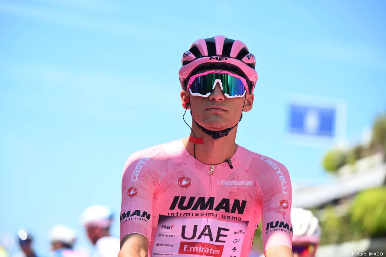 Isaac del Toro perdió el Giro de Italia 2025 en la penúltima etapa