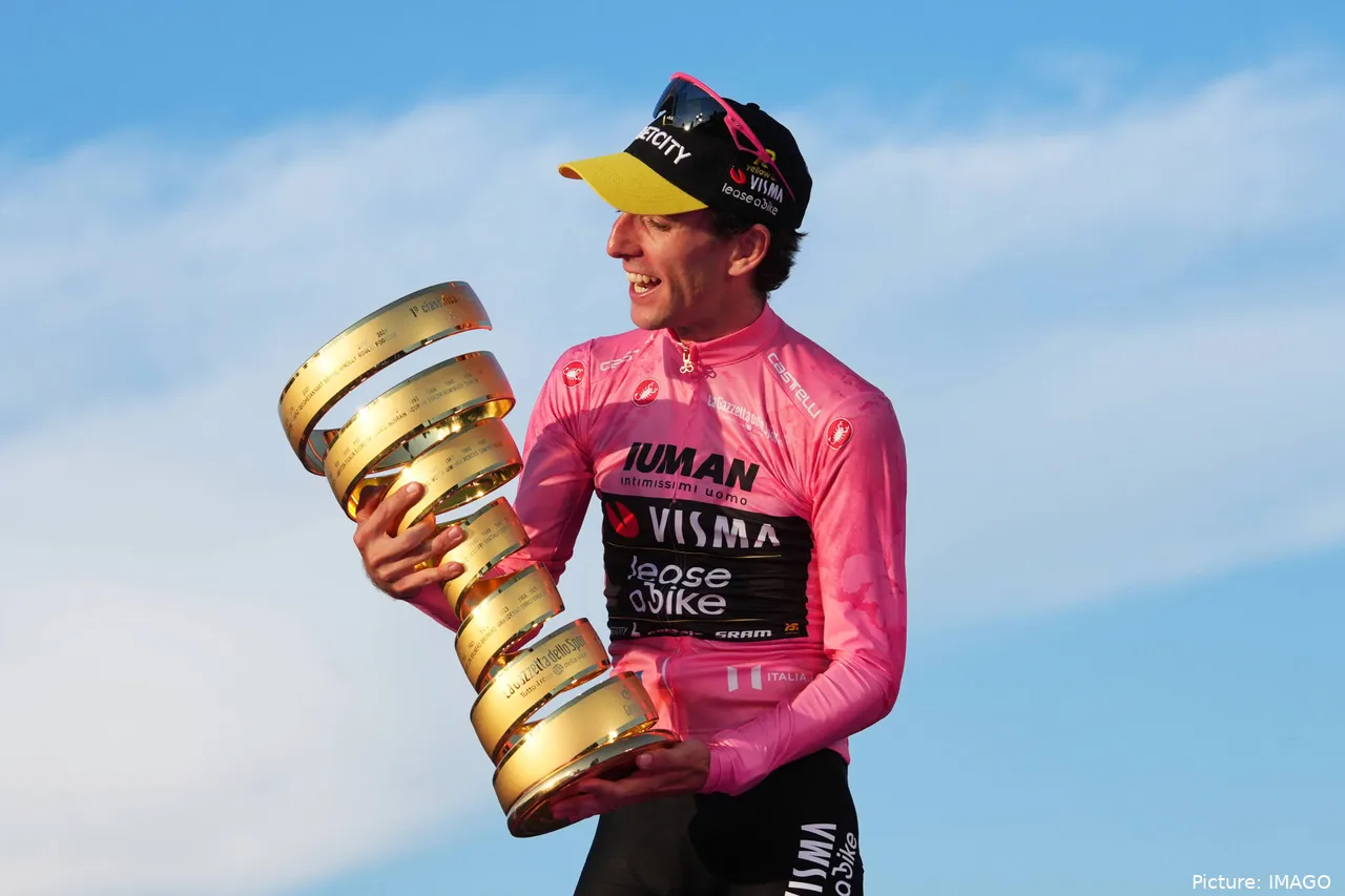Simon Yates, ganador del Giro de Italia 2025