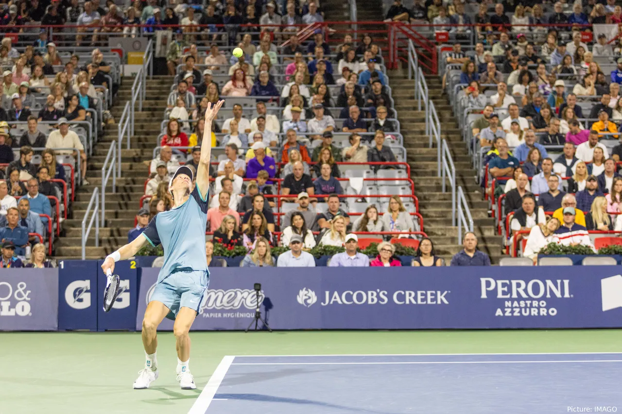 Un pobre récord para Sinner contra Zverev, pero será favorito.