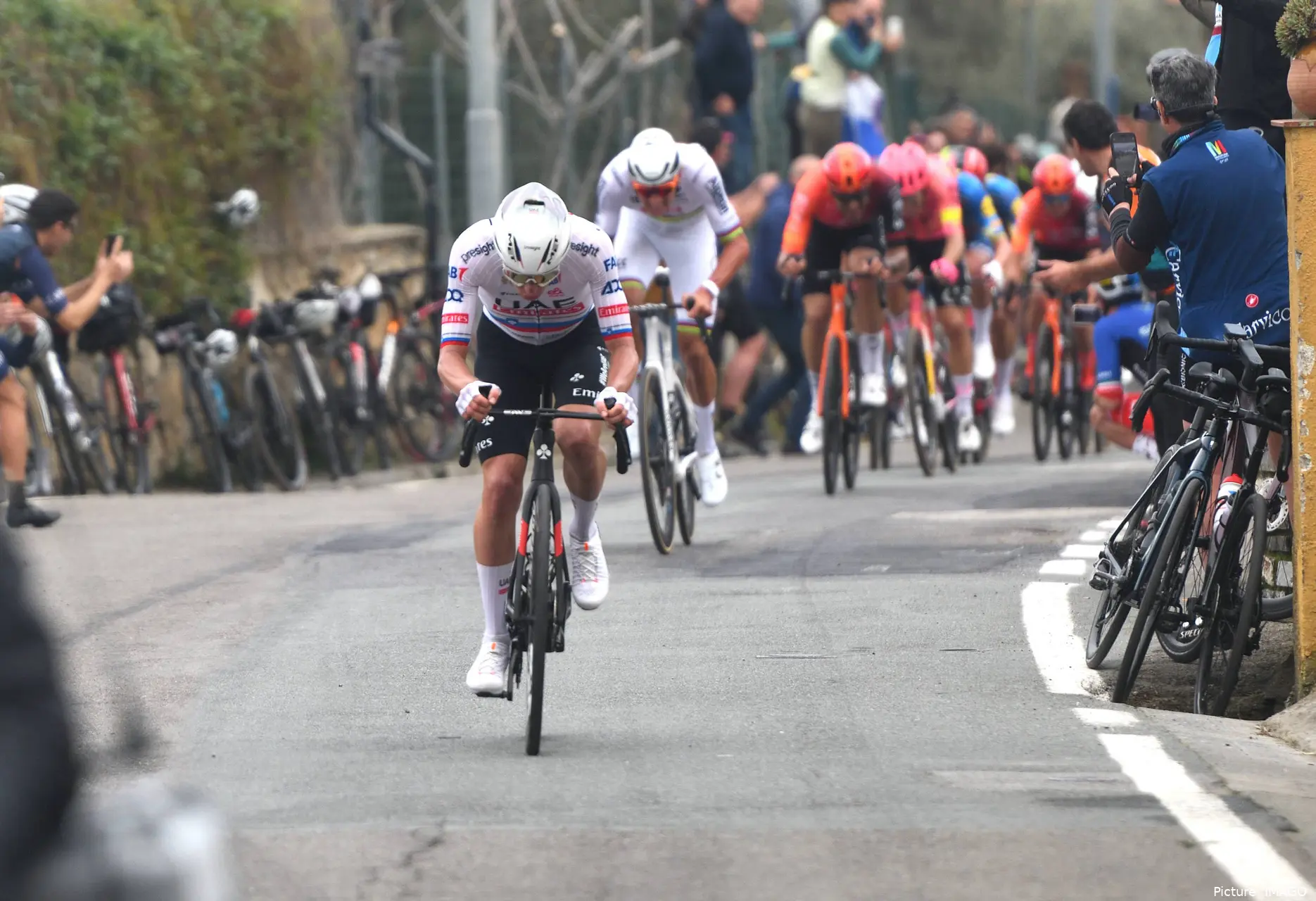 poggio san remo pogacar van der poel