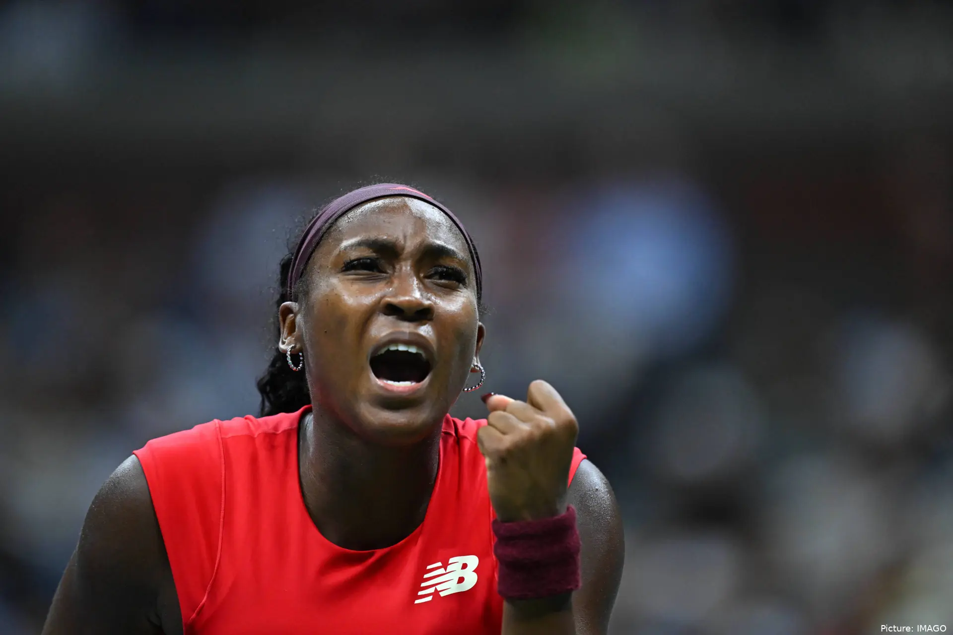 Coco Gauff on court