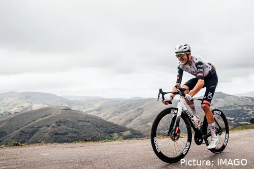 Marc Soler, en la temporada 2025 con UAE Team Emirates XRG