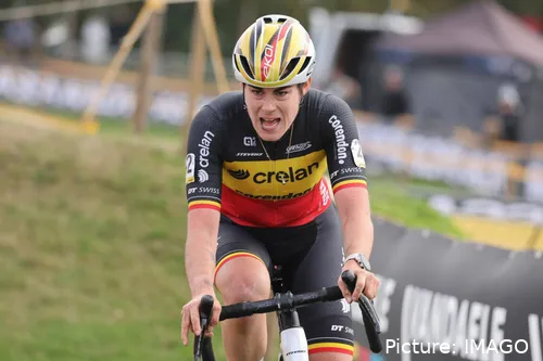 Marion Norbert Riberolle, con el maillot de campeona belga