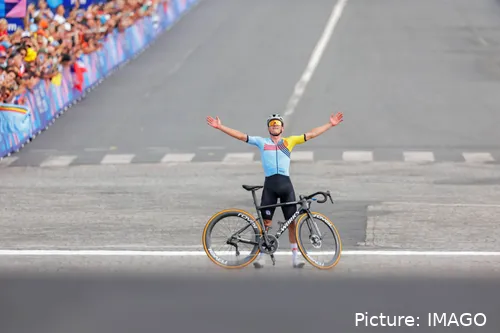 Remco Evenepoel winning the road race at the 2024 Olympic Games. @Imago
