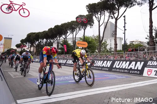 pedersen van aert giro imago1061845789