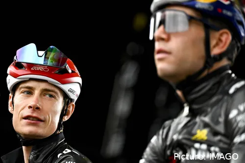 Wout van Aert selou a vitória de Jonas Vingegaard na Volta a França 2022 em Hautacam