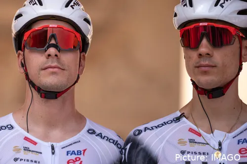 ayuso-almeida-imago1065439647