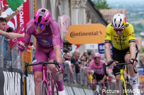 Mads Pedersen had a strong run at the 2025 Giro d'Italia, winning 4 stages and the Points classification