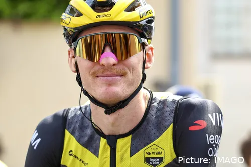 Matteo Jorgenson im Trikot von Team Visma | Lease a Bike