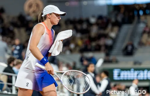 Iga Swiatek will aim to continue her brilliance into the Quarter-Finals.