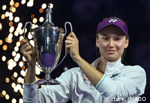 Elena Rybakina ganhou $5.235.000 nas WTA Finals e disparou no ranking de prémios
