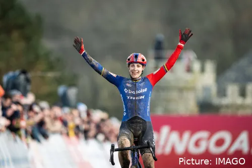 Lucinda Brand wint de Wereldbeker in Flamanville, Frankrijk 2023