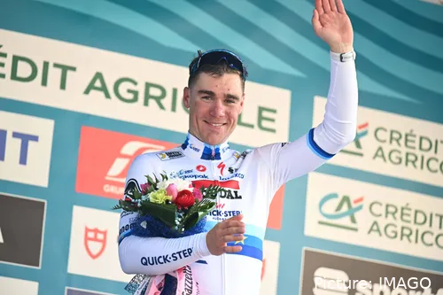 Fabio Jakobsen wint de 2e etappe van de Tirreno-Adriatico race