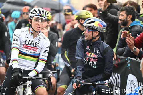 Tadej Pogacar en Primoz Roglic eind 2024. @Imago