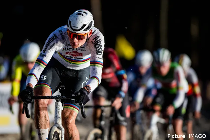 Mathieu van der Poel quiere ganar el Mundial de Mountain Bike 2025.