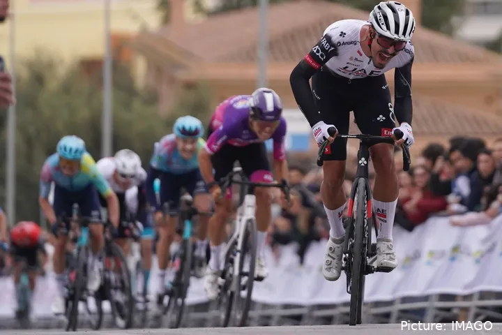 Antonio Morgado, en la temporada 2025 con el UAE Team Emirates XRG