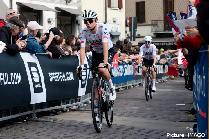Pablo Torres dio el salto WorldTour con UAE este 2025