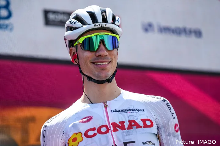 Juan Ayuso correrá la Vuelta a España 2025