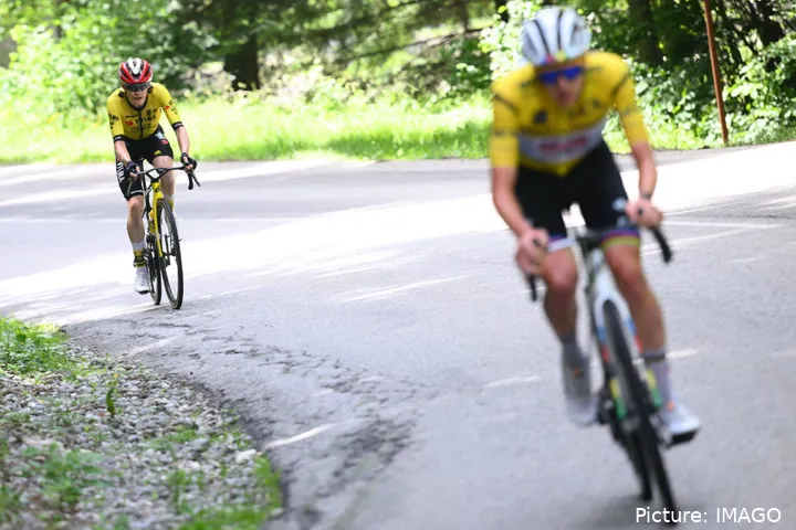 Tadej Pogacar es esloveno y uno de los mejores ciclistas de la historia